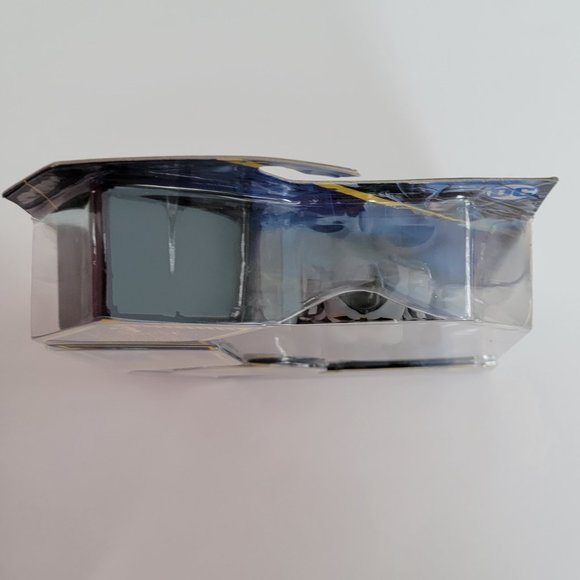 Spin Master DC Batman figure with 3 surprise accessories - new in package - Picture 3 of 4